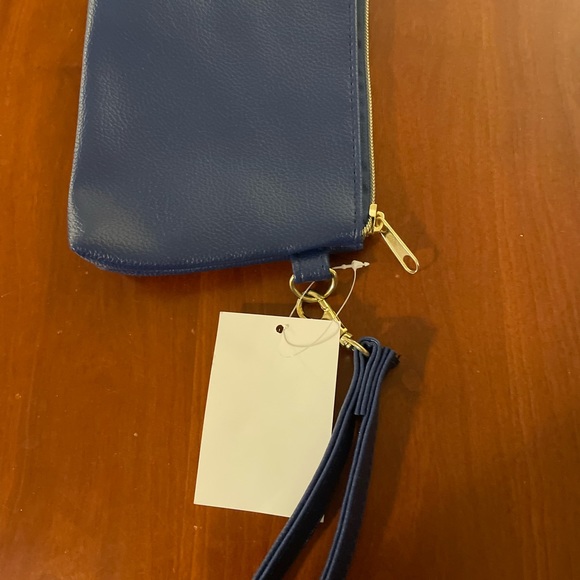 Milwaukee Brewers Wristlet - Picture 2 of 6